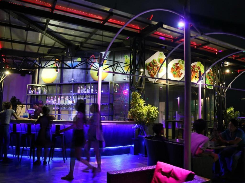 Yeak Loam Hotel Banlung Kültér fotó