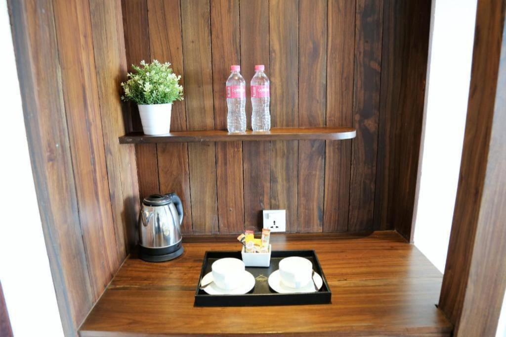 Yeak Loam Hotel Banlung Kültér fotó