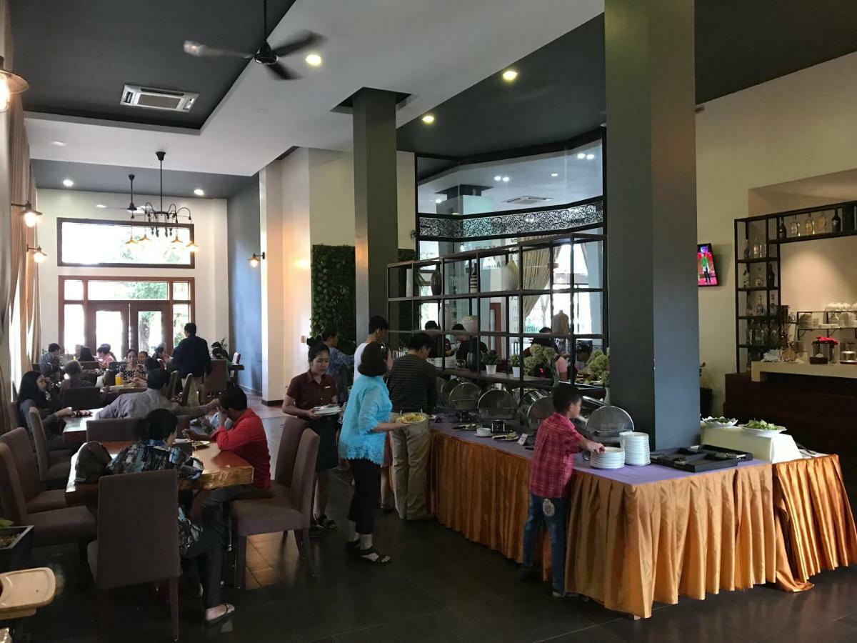 Yeak Loam Hotel Banlung Kültér fotó